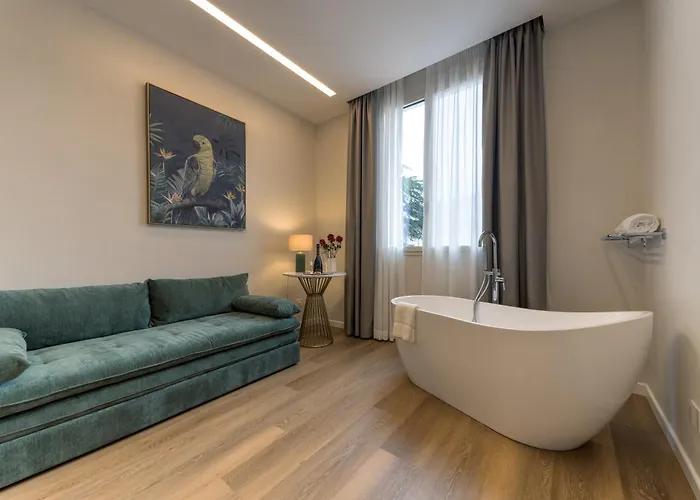 Luxury Suite Vicino Trastevere Gh Villa Poerio