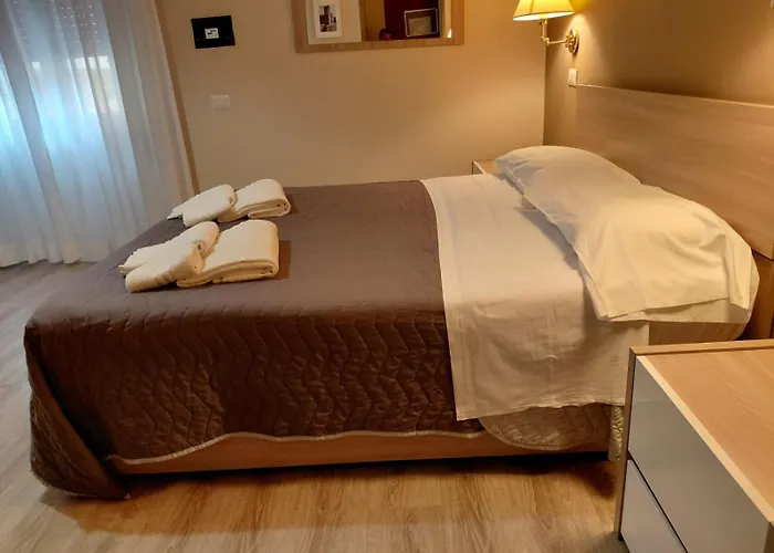 Piazza Del Popolo Suites