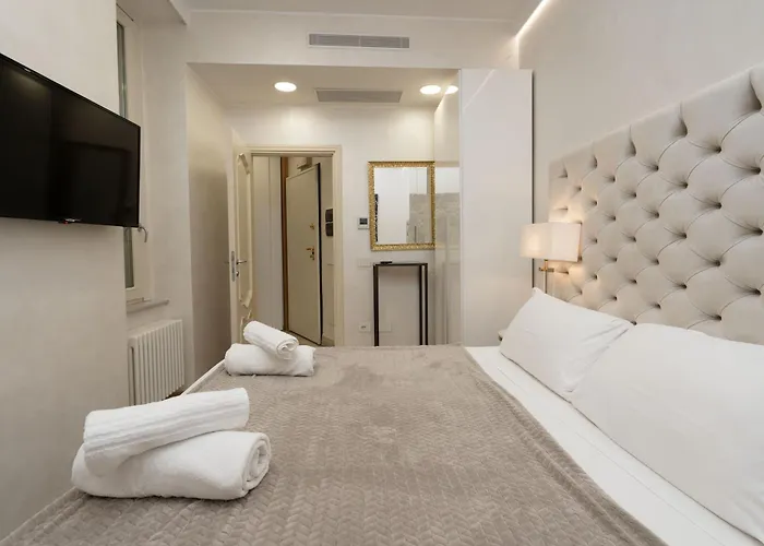 Crispi Luxury House