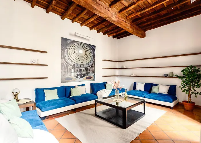 Grand Roman Apartment Right By The Pantheon