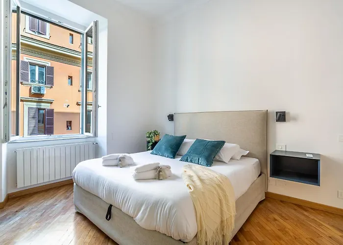 Iflat Classic Roman Palazzo Fons Trevi A15