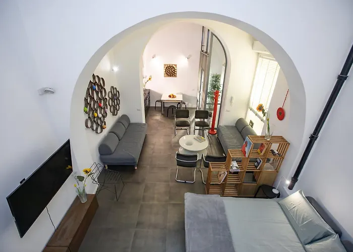 Guesthost - Prati Cozy Loft Near Lungotevere