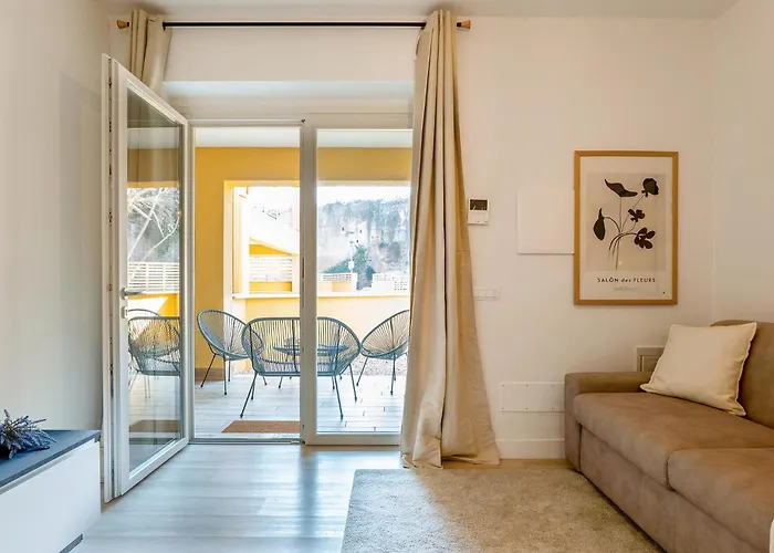 Urban Oasis Labicana With Patio 2 - Free Parking