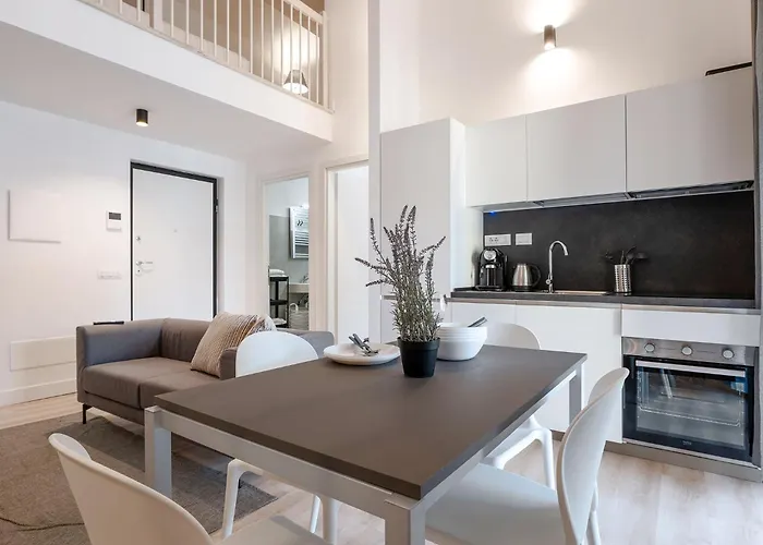 Urban Oasis Labicana Modern Loft With Terrace
