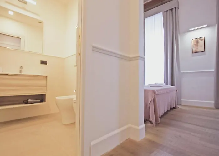 Gemini Suites Navona