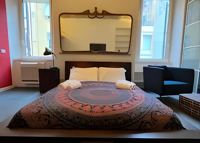 Foscolo 10 Stylish Apartment