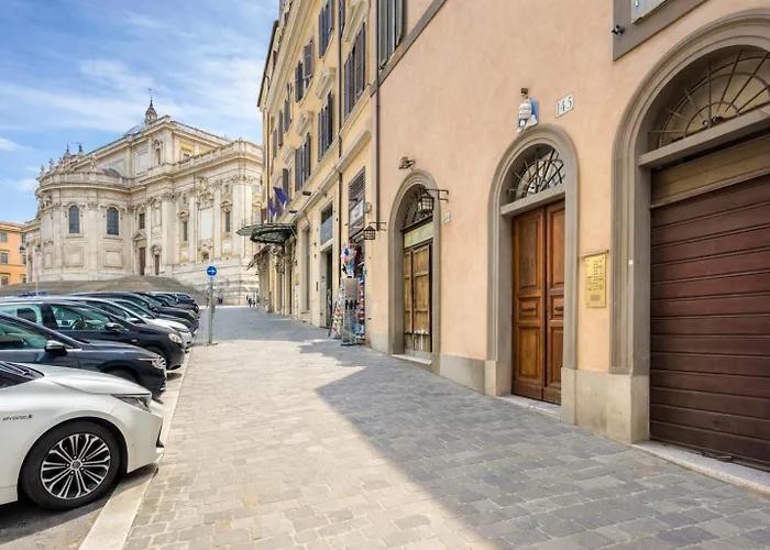SANTA MARIA MAGGIORE Apartment