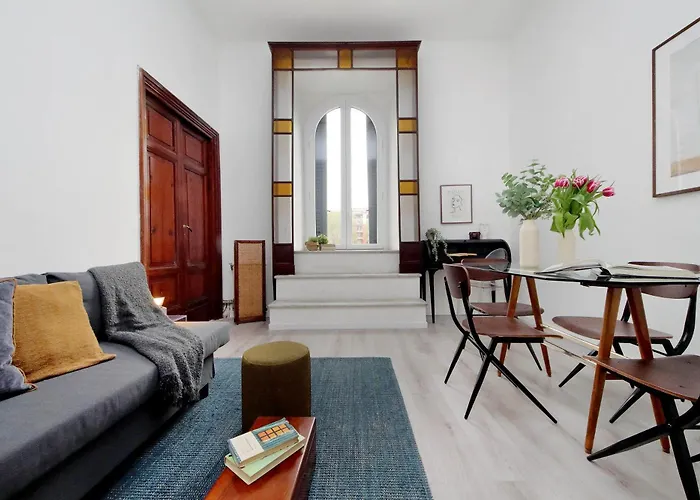 Cavour 2 Bedrooms Apartment