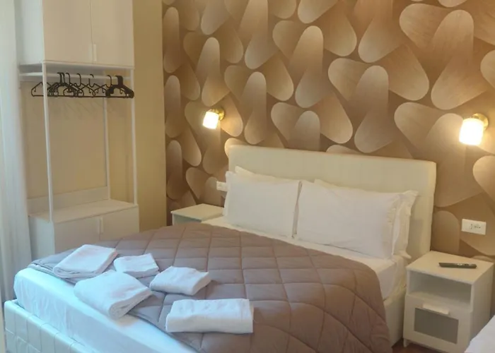 Guest House Gil - Rome Colosseum Area
