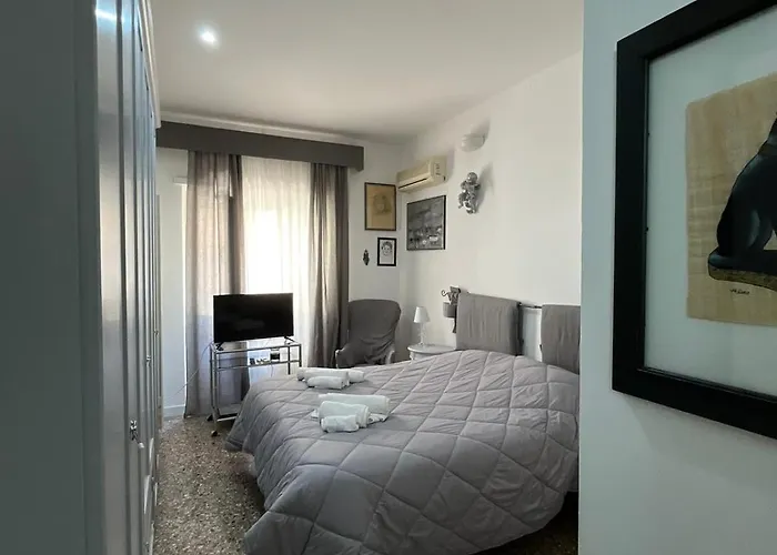 Stanza Con Ottima Posizione