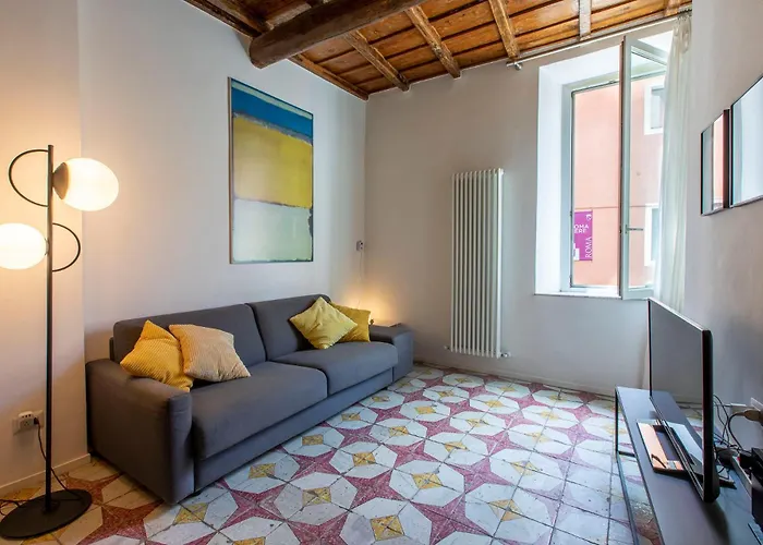In Trastevere Alchimia Suite Vacation Home
