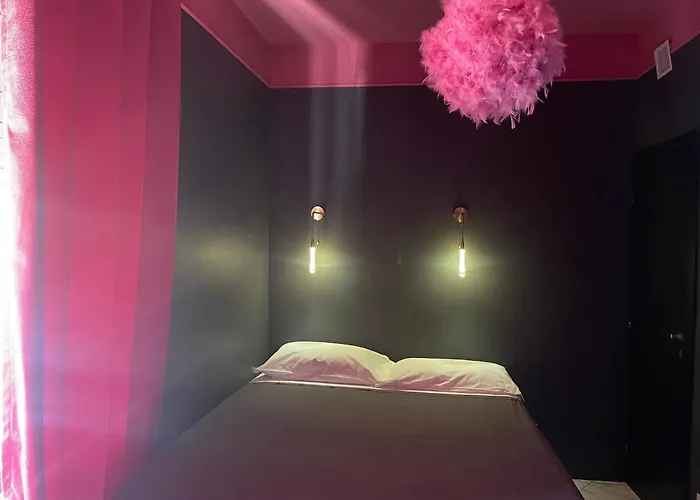 Lh Guest House
