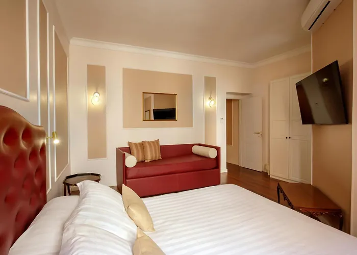 Sistina Apartments