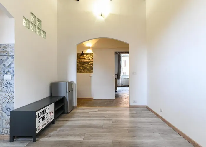 Caracciolo House