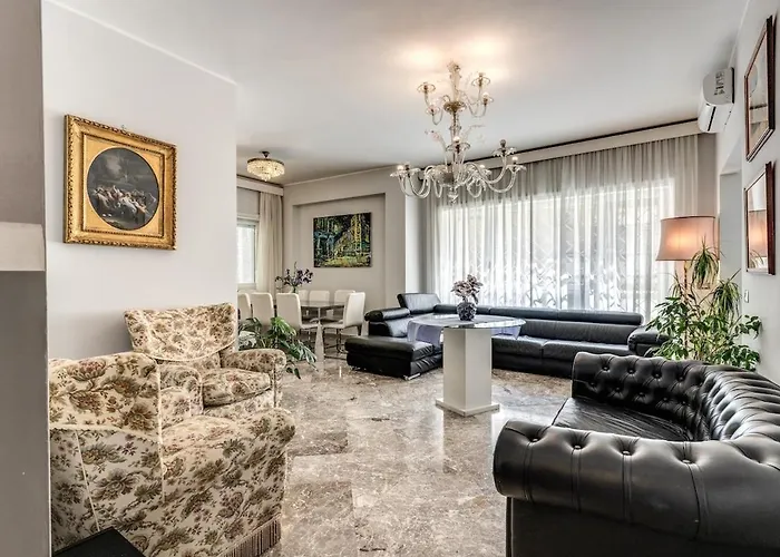 Luxury Property In Vatican Area-Hanini House-