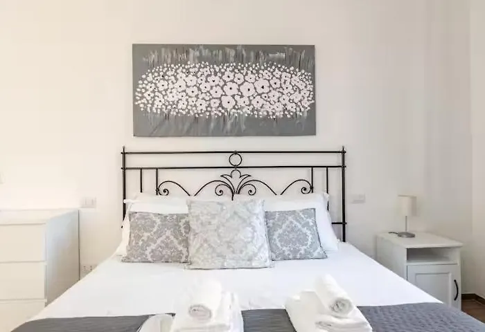 White King Rooms