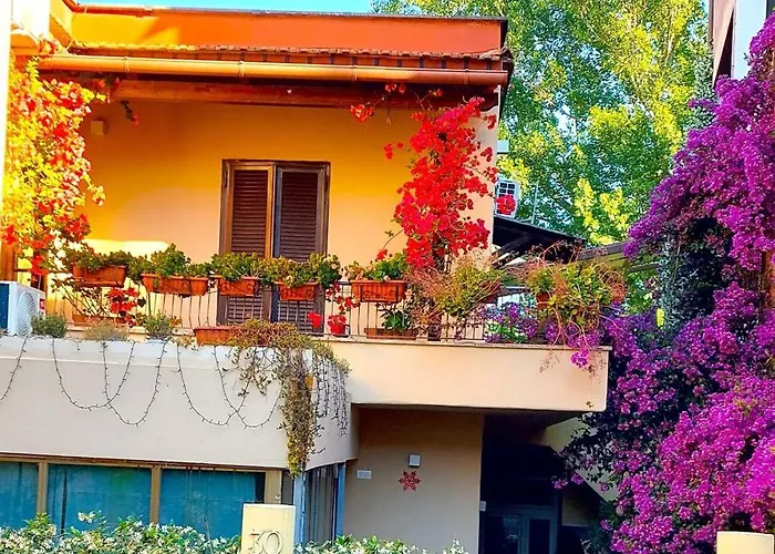 Elisa E Carla House Beautiful Apartments On The Cassia