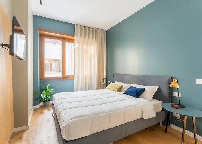 Cavallini Flat, Historic Center Of Rome