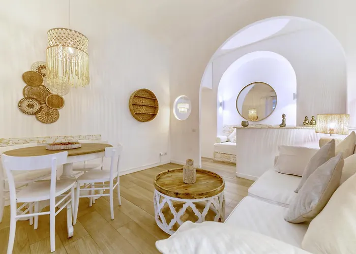 Next To Vatican Museum Luxury Flat