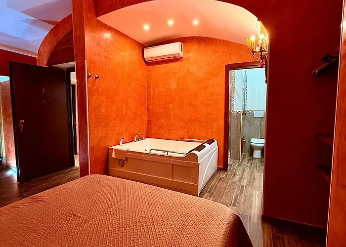 Suites Moya 1 - Spa In Camera