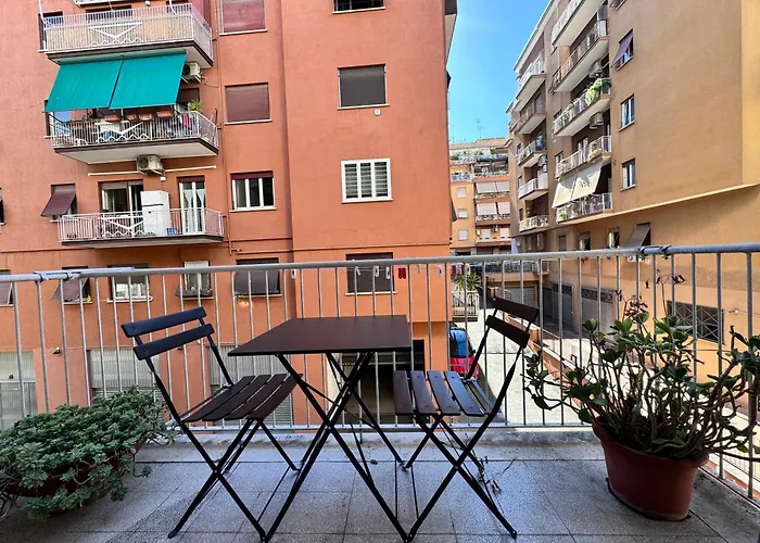 Gianicolo House