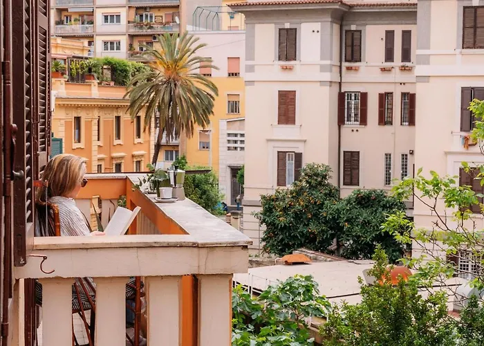 Trasteverehome - Historic Noble Palace In Trastevere With Balcony