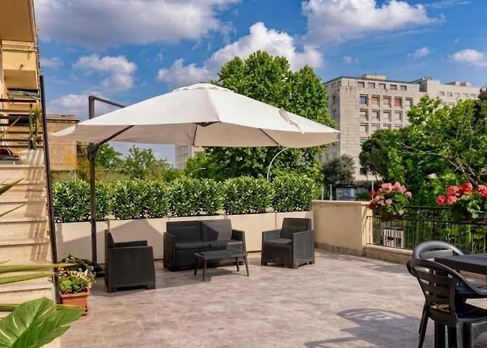 Elegantis Aventino Charming Flat With Private Terrace - Colosseo, Metro And Circo Massimo Nearby