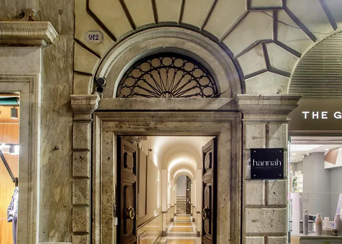Signature Rooms By Hannah Hotels Collection