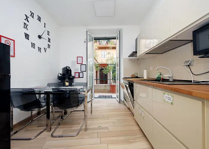 Trastevere Roma Deluxe Rooms