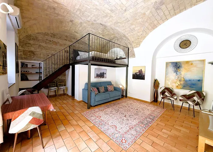 M81, An Elegant Loft In The Heart Of Rome