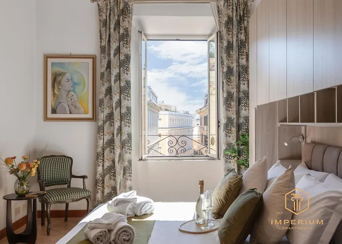 Imperium Luxury Flat - 12Pax, 4 Bdrm, 8 Min Metro, City Center, A-C
