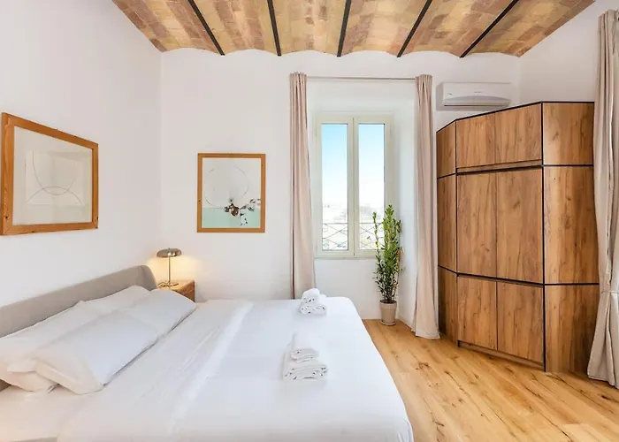 Casa D'Artista Con Soffitti D'Epoca Vicino Termini