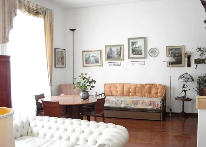 Elegant Apartment Rome Colosseum