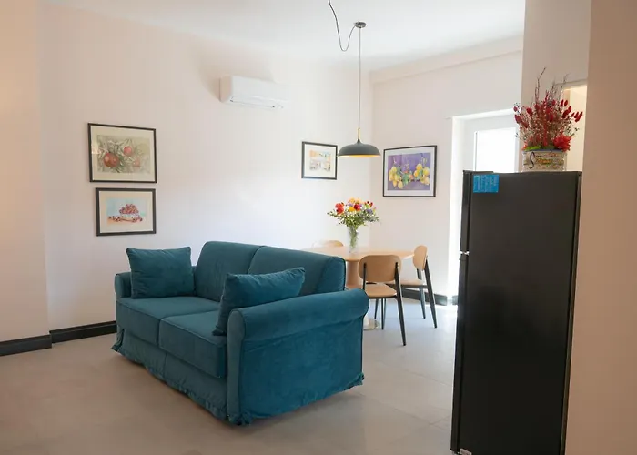 Trasteverehome - Sunny Flat - Balcony Near Station