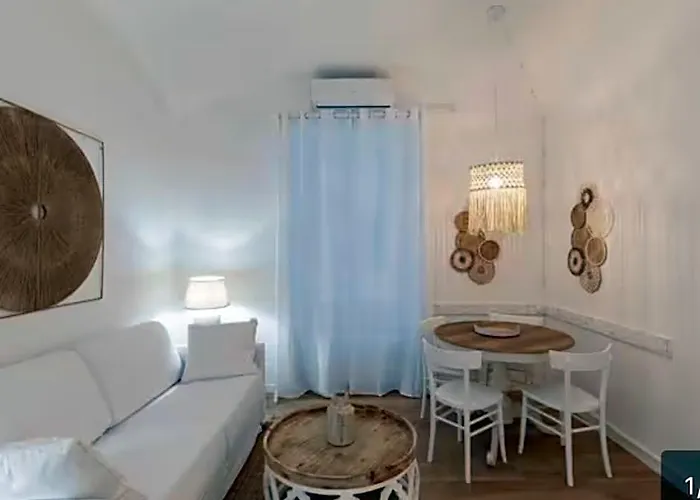 Vatican Home For 7 People