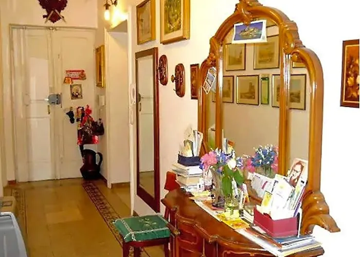 Stella'S House