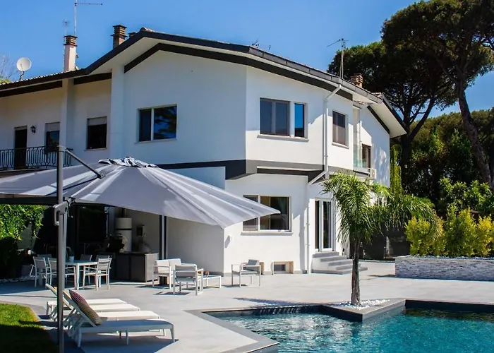 Villa Isabel Con Piscina Moderna E Area Benessere