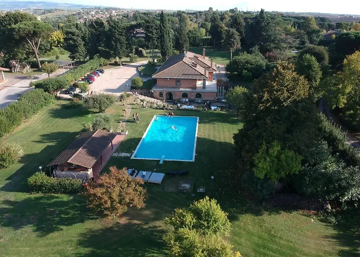 Villa Elena - Luxury Mansion In Rome