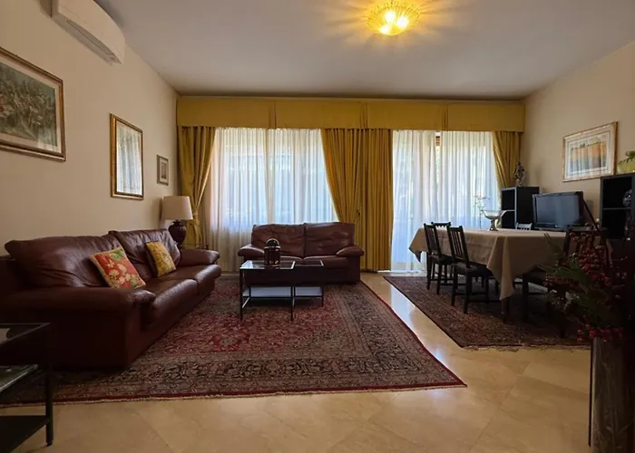 Aurelia Rooms With Parking And Near Vatican