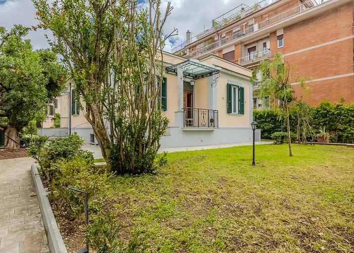 Villa Elisa Your Oasis With Parking In Town