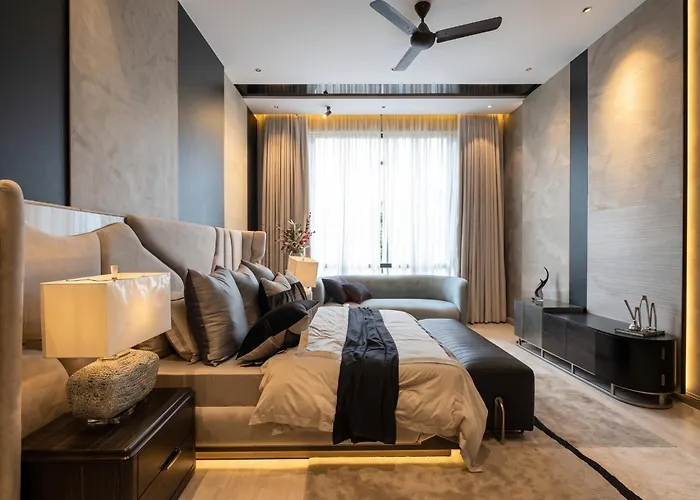 Luxury 3 Bedroom Apartment In The Heart Of Rome
