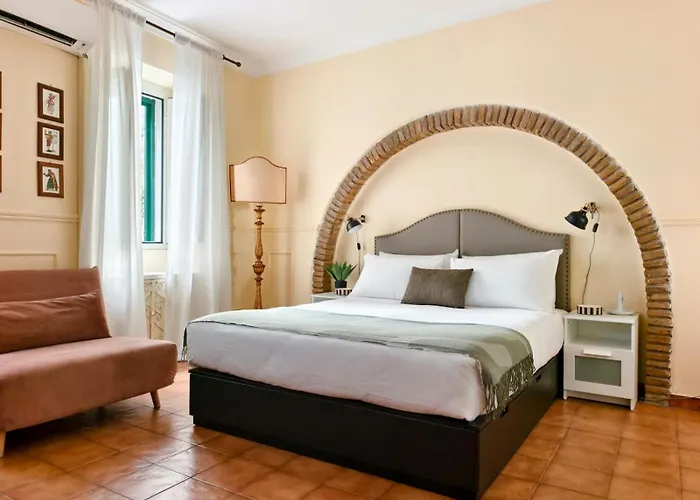 Domus Viola By Quokka 360 - 3 Min Walk From Piazza Navona