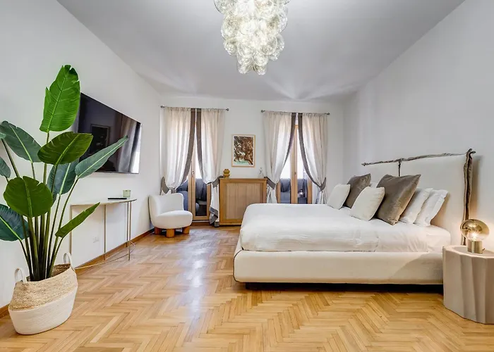 Spanish & Trevi Luxury Flat 200Mq And 2 Terrace