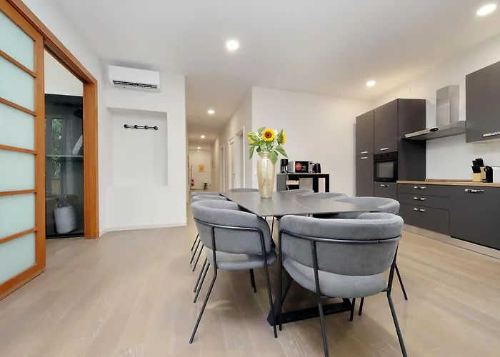 4Bnb - Luxury Chinotto Apartment