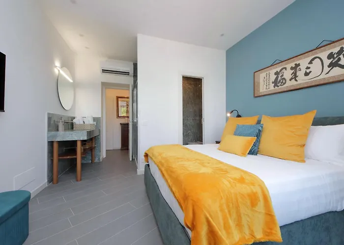 Trastevere - Luxury & Privacy With 4 Bedrooms And 4 Ensuite Bathrooms