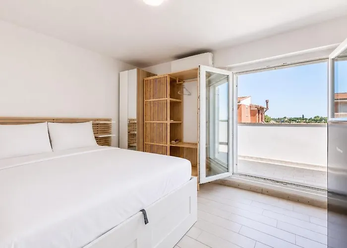 Apartment With A View Near Ospedale St Pietro