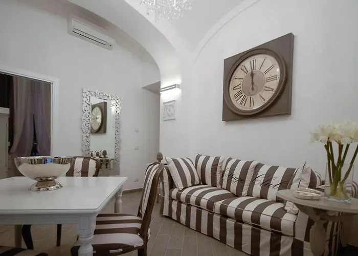Colosseo & Fori Imperiali Apartment
