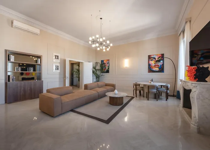Trevi Suite Iconic View - Luxury Penthouse Rooftop
