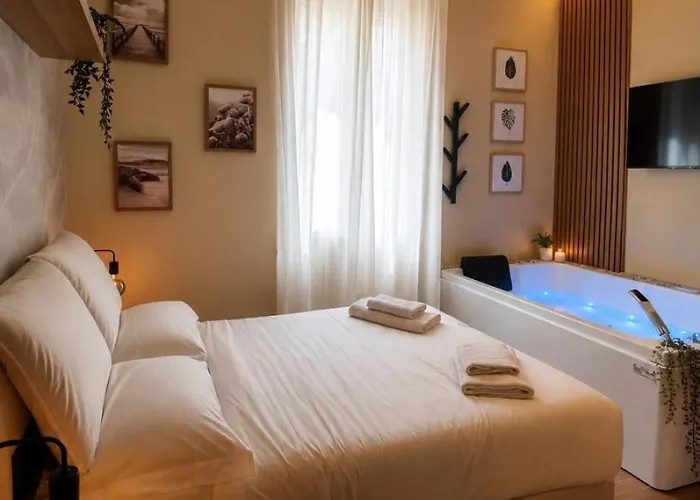 Luxury Center Apartment With Jacuzzi Colosseo - San Giovanni