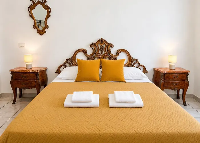 Trastevere Garden House - Historic Home With Large Garden